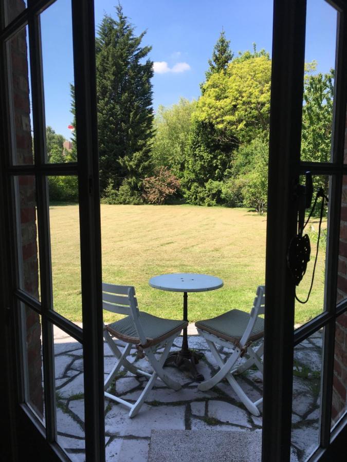 Hem Les Jardins De Beaumont Bed & Breakfast エクステリア 写真